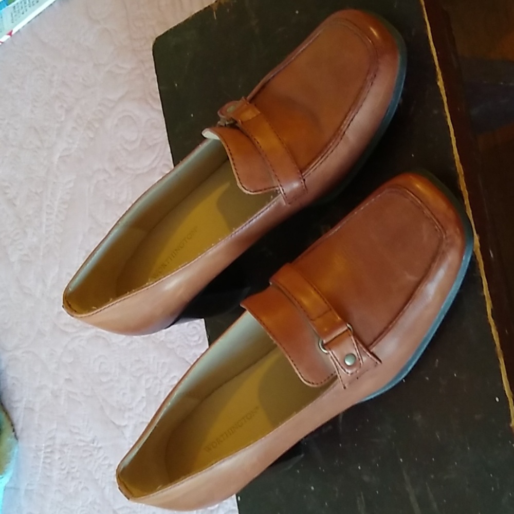 Shoes - Picture 3 of 3